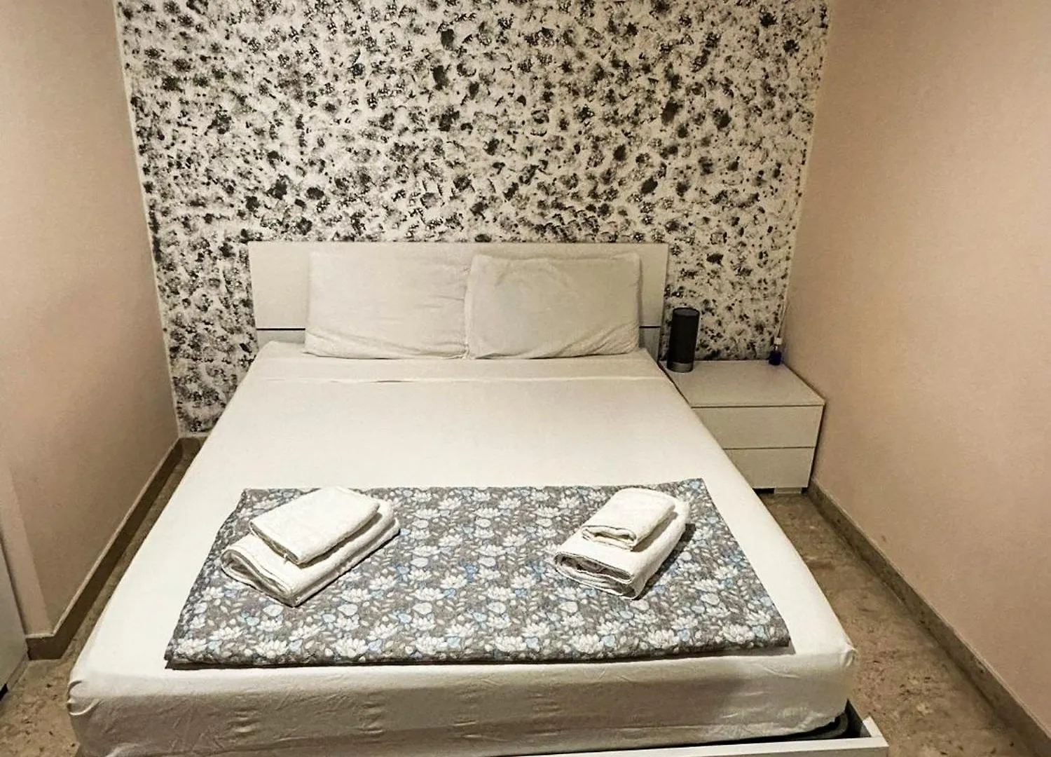 Sina Rent Room Rom