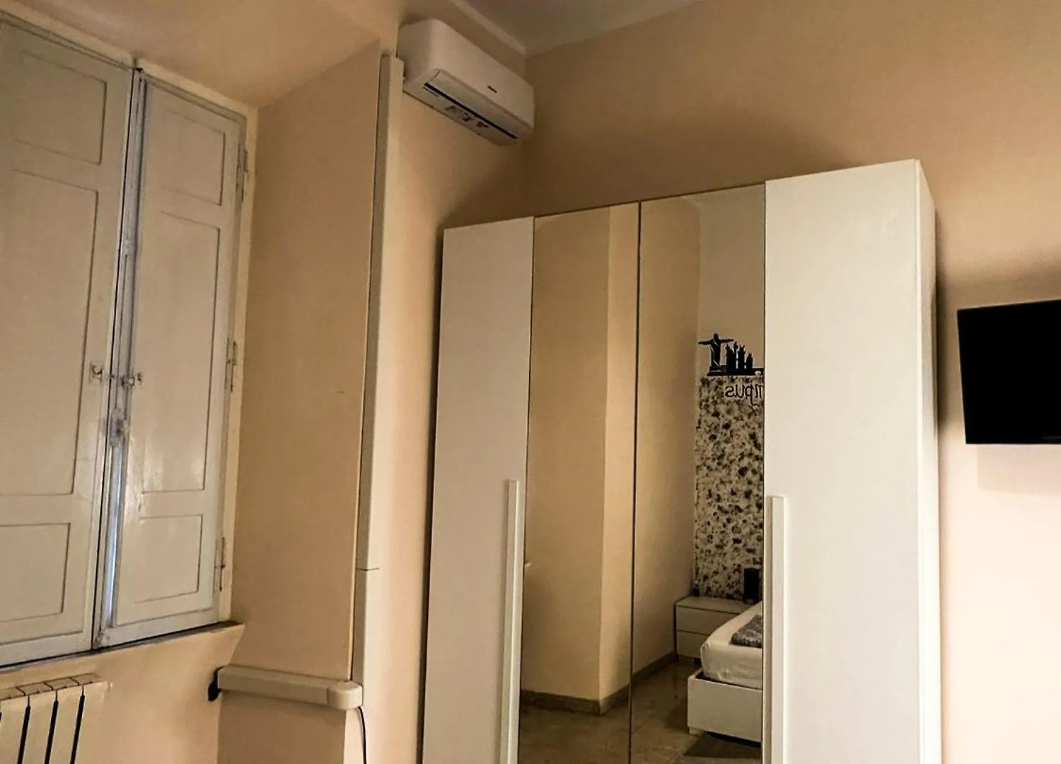 Sina Rent Room Rom